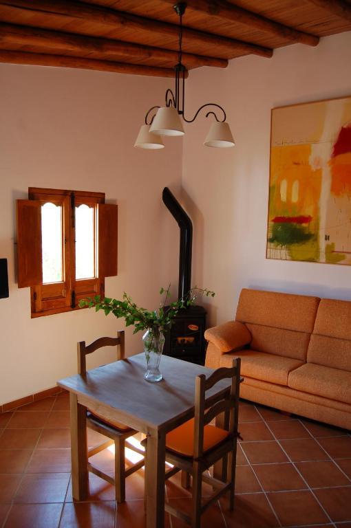 La Molinilla Apartamentos Y Hammam (Adults Only) Linares de la Sierra Bilik gambar