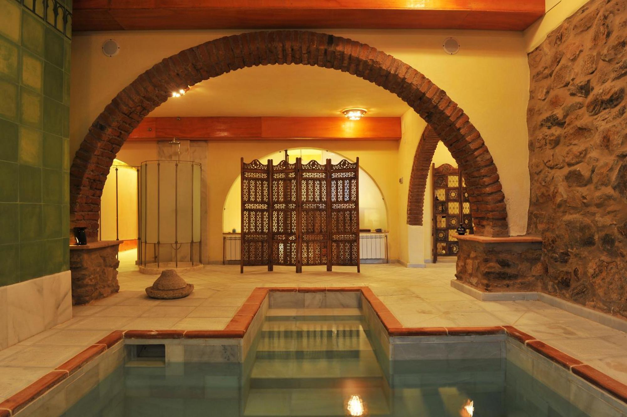 La Molinilla Apartamentos Y Hammam (Adults Only) Linares de la Sierra Luaran gambar